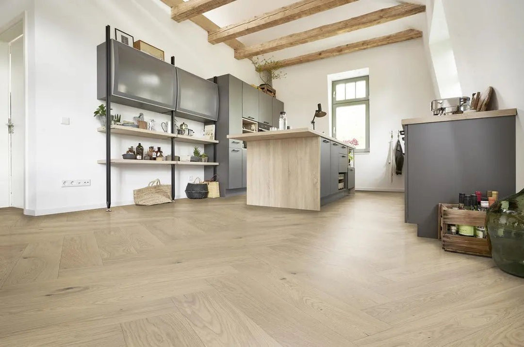 Klick Fertigparkett Castle Eiche weiß geölt Select Fischgrät