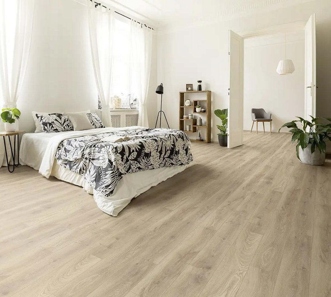 Kronoflooring Super Natural Biscotti Oak Landhausdiele Laminat Klick