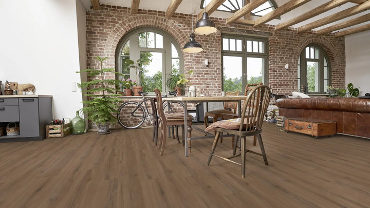 X-Citing Eiche Rustic Dark SPC mit integrierte Trittschalldämmung Vinylboden Click